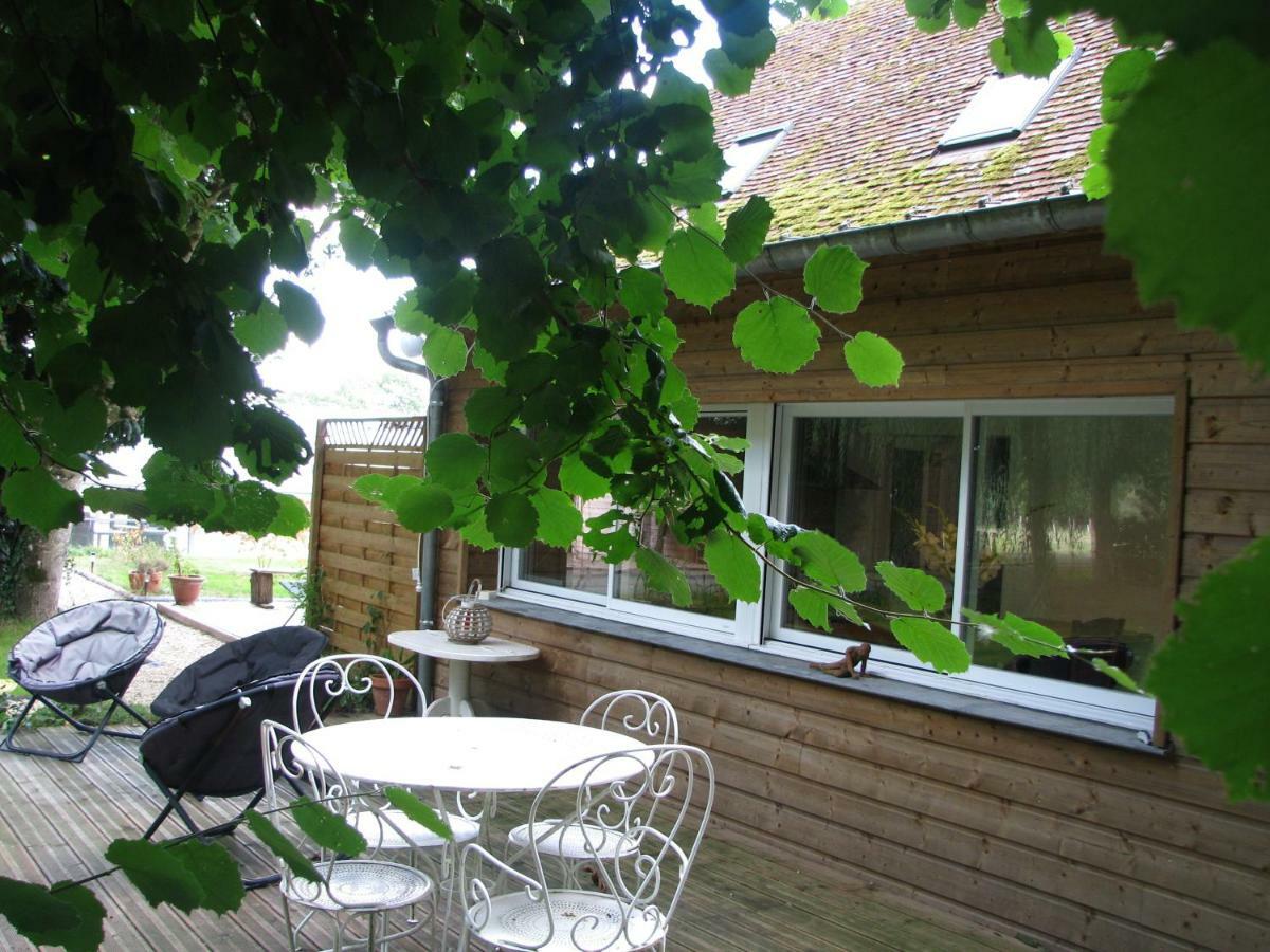 Tante Pim Neuilly-sur-Eure Exterior foto