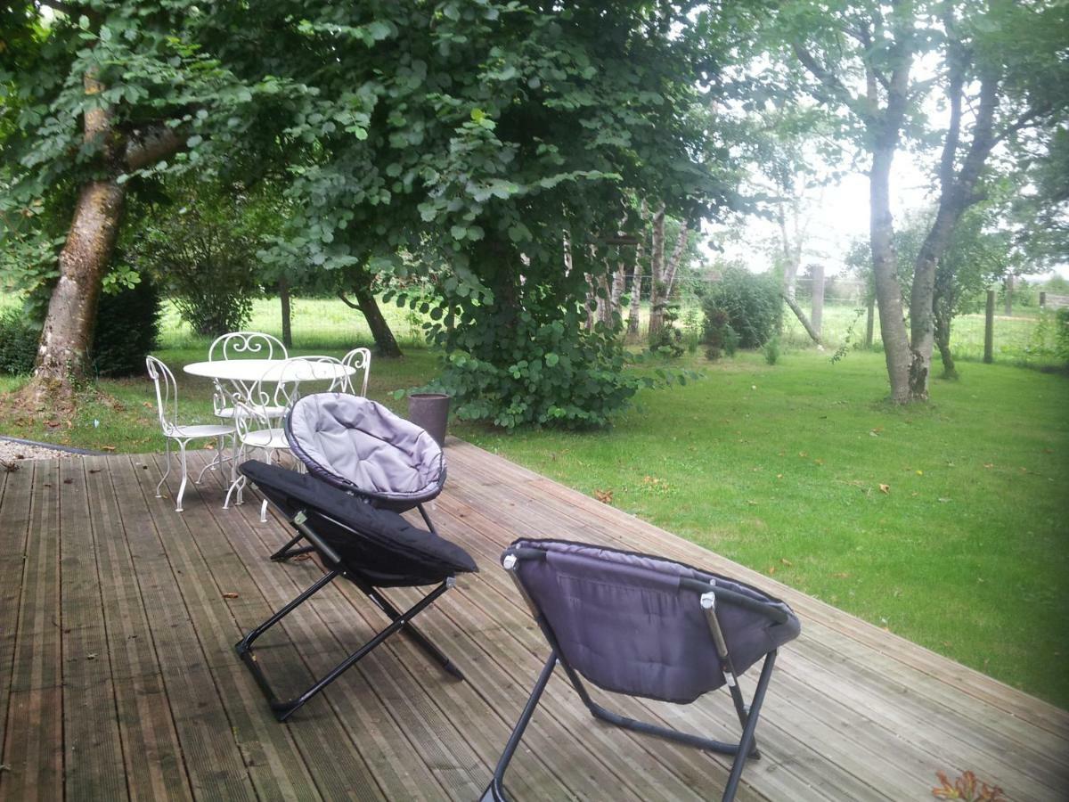 Tante Pim Neuilly-sur-Eure Exterior foto