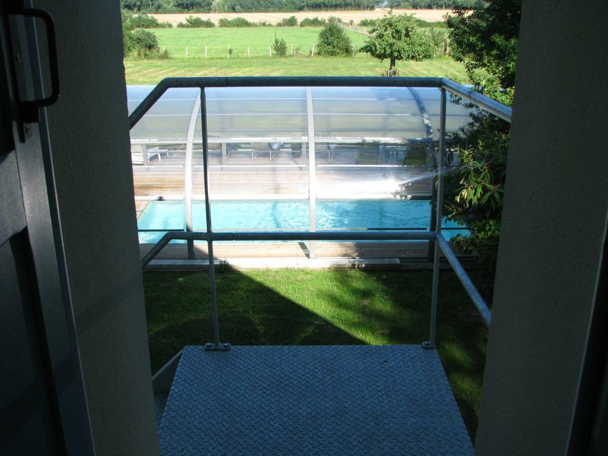 Tante Pim Neuilly-sur-Eure Exterior foto